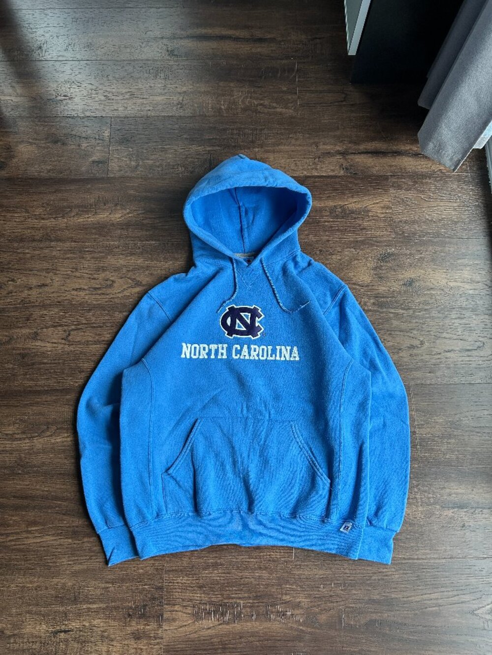 Russell Athletic North Carolina Hoodie - L